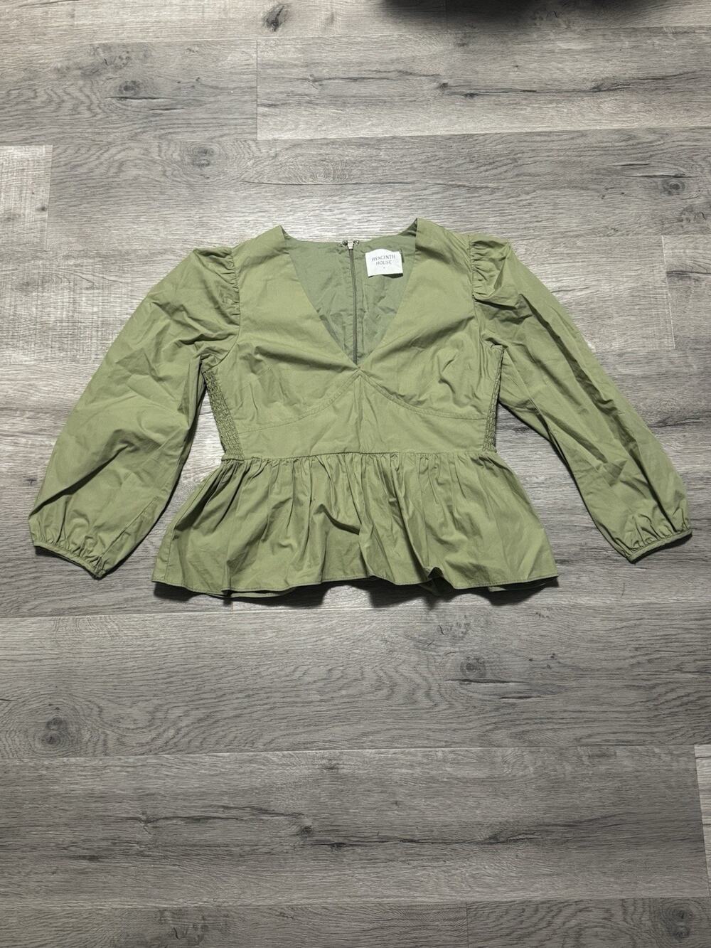 Hyacinth House Tuckernuck Puff Sleeve Elaina Blouse Peplum Green Top Sz S EUC